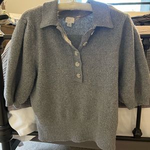 Women’s sweater. Sleeves go to the elbow